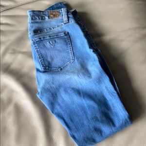 GUESS JEANS